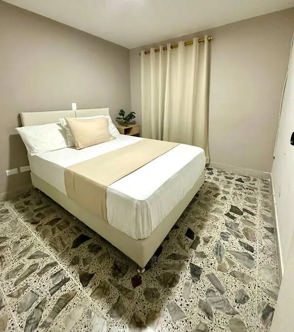 Cozy Apartment In Laureles Medellin